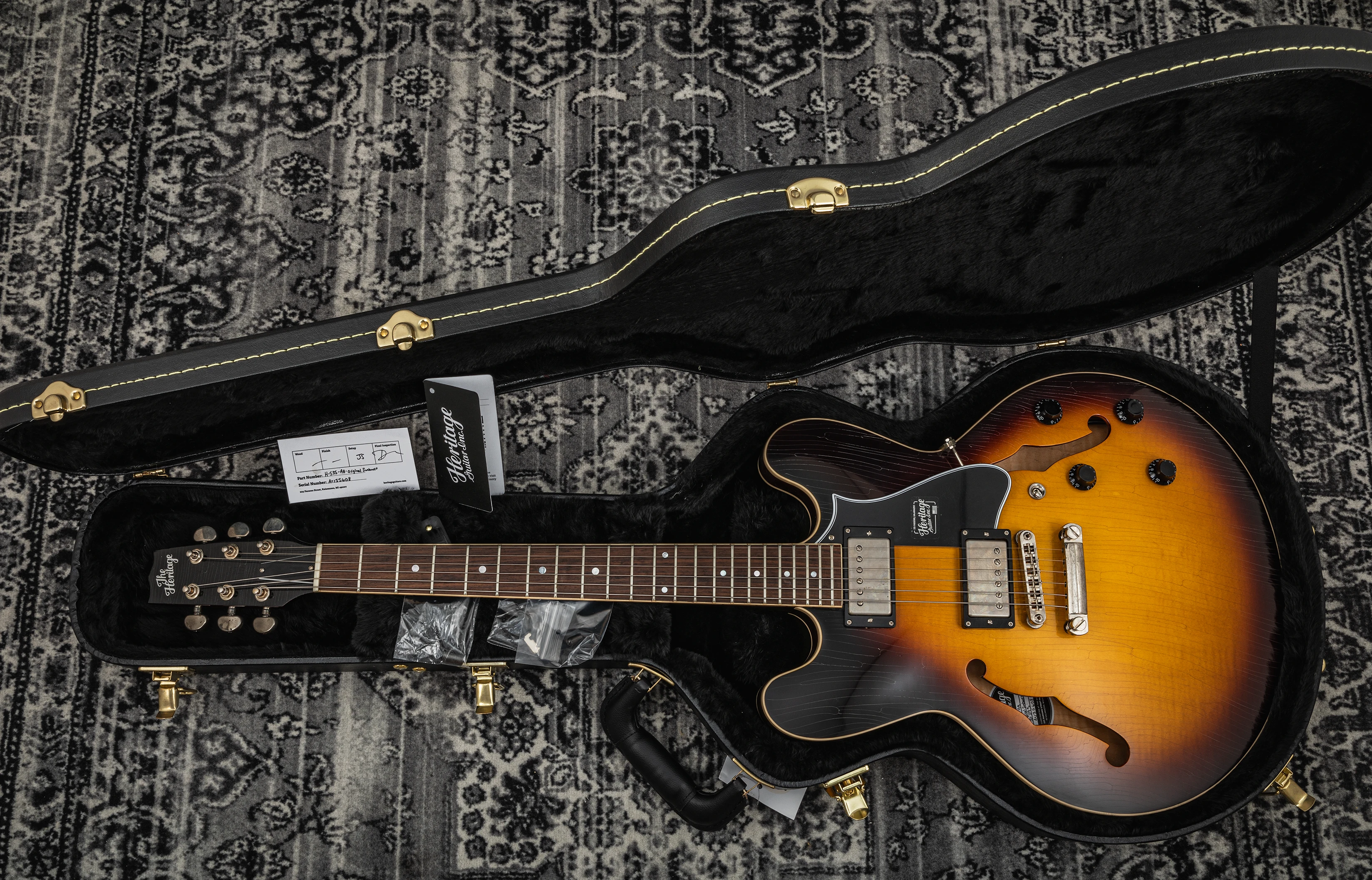 Heritage-H-535-Semi-Hollow-artisan-aged-original-sunburst-13.png