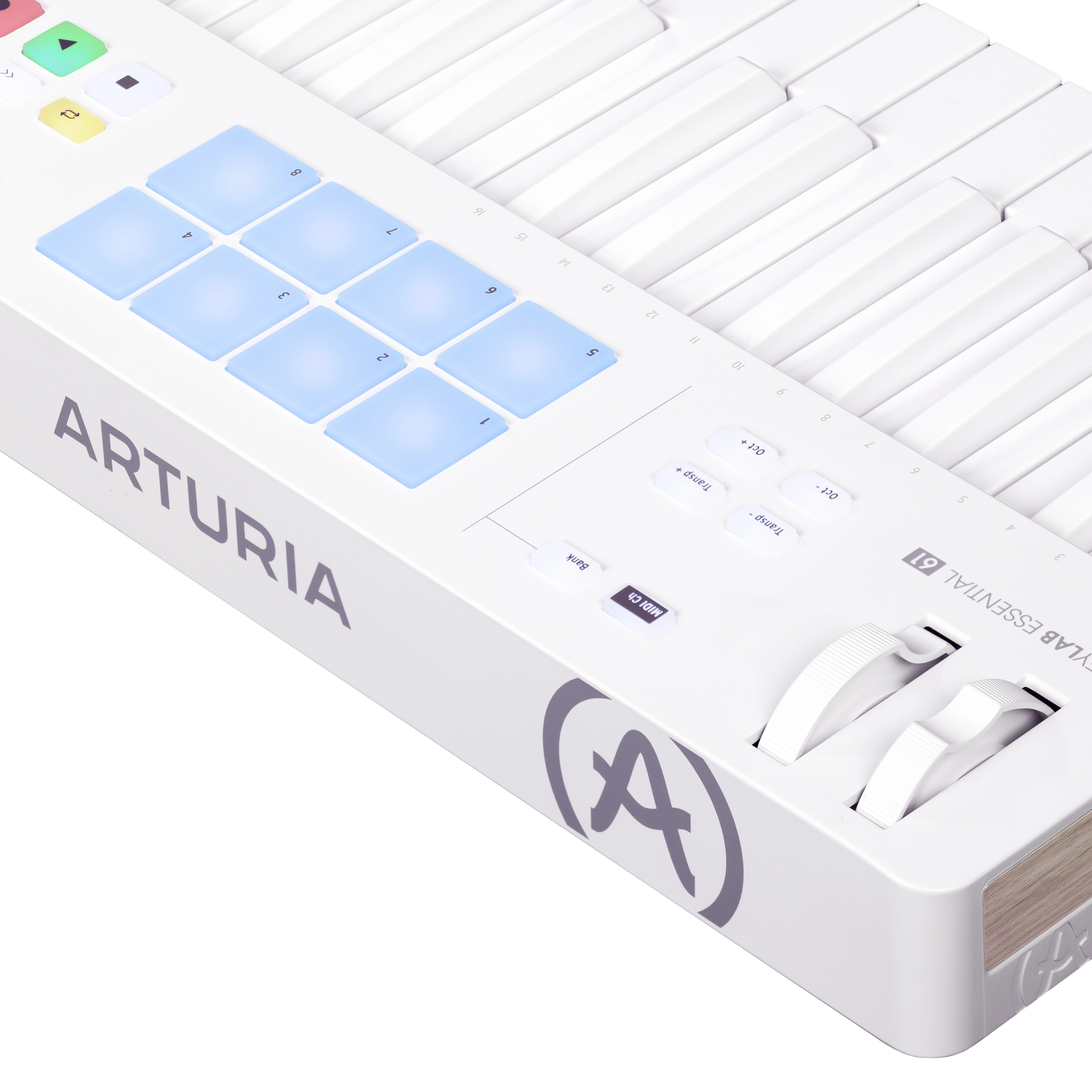 ARTURIA_KeyLab_Essential_61_mk3_Alpine_White_04.jpg
